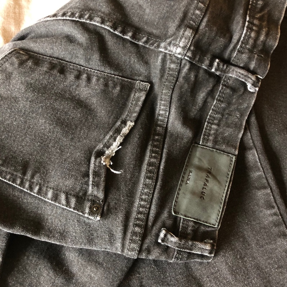 Zara trafaluc mid rise skinny jean size 6